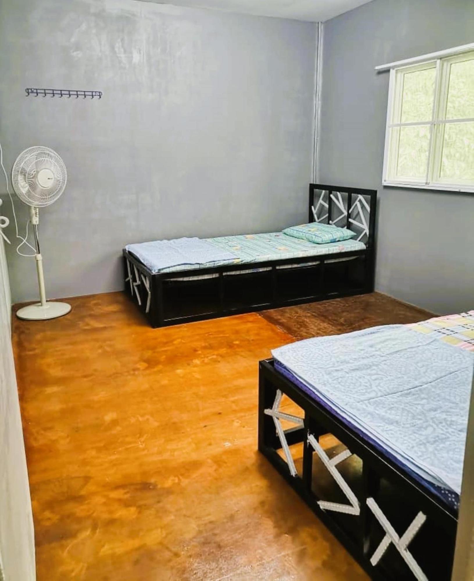 Oyo Home 90491 Flinstone Lodge Кота Кинабалу Екстериор снимка